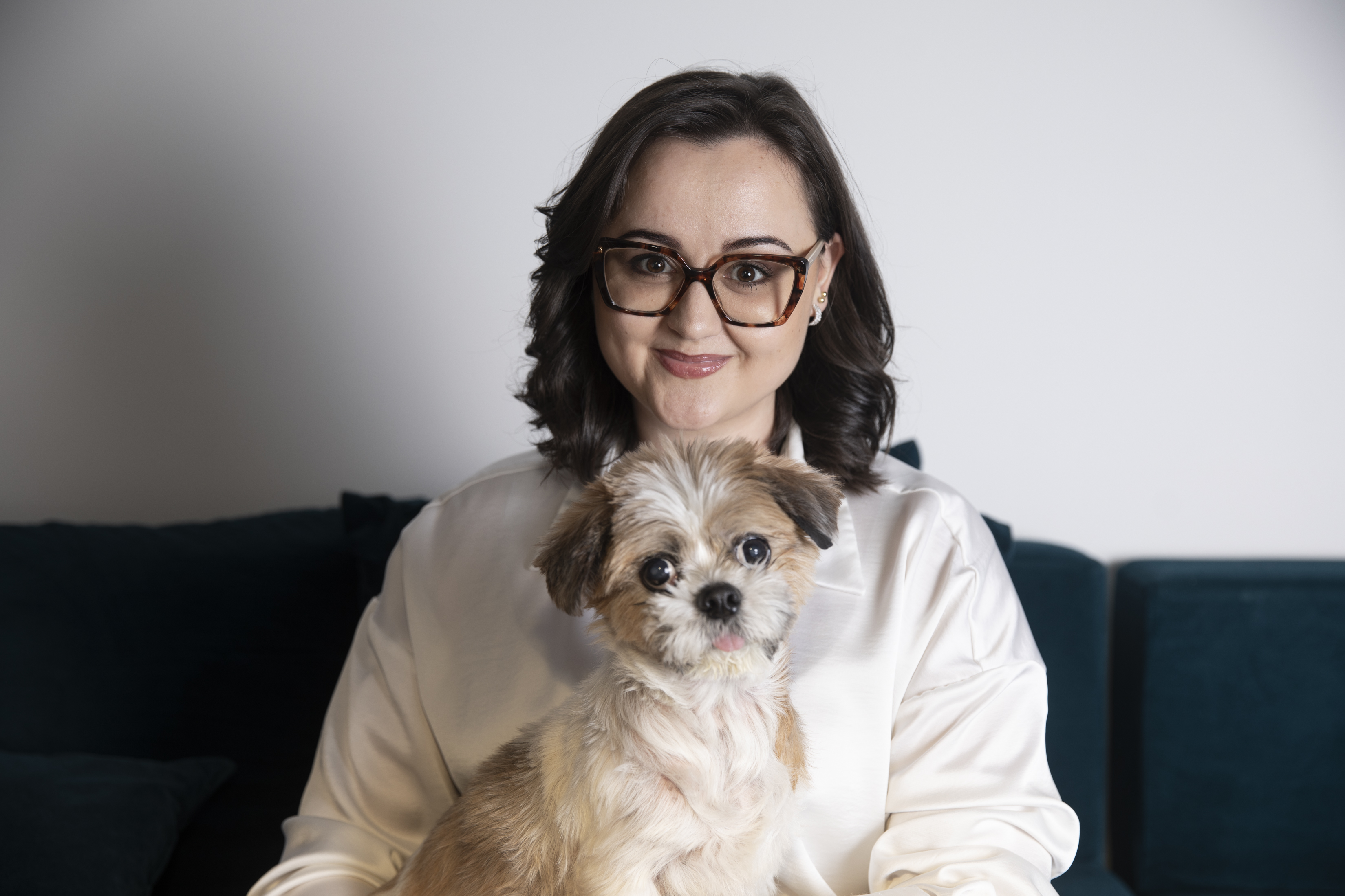 Kovács Andrea mediátor a kutyájával